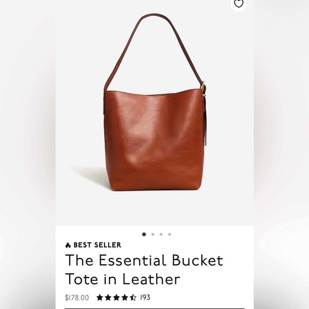 New Madewell The Essential Bucket
Tote in Leather